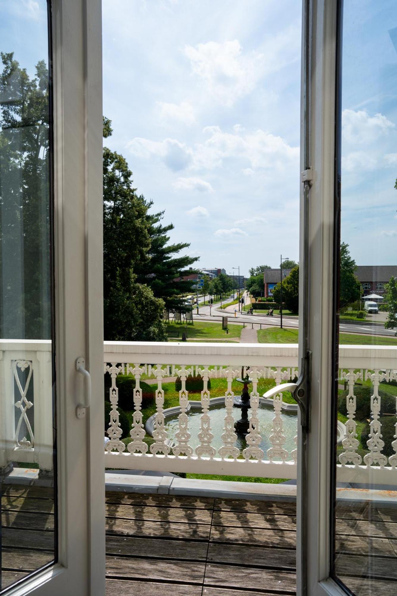 Hotel Villa Ruimzicht ดอตตินเฮ็ม ภายนอก รูปภาพ